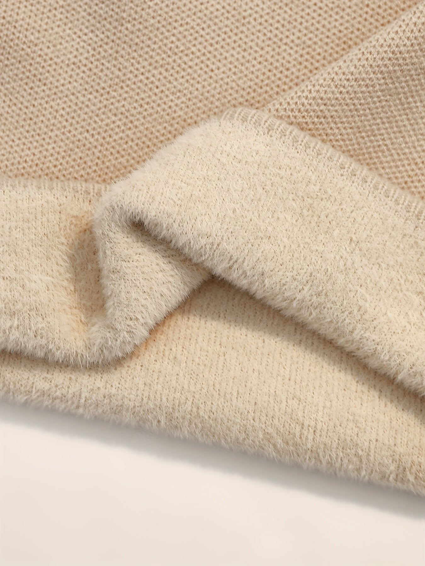 2025 New Knitted Sweater,Soft And Cozy, Perfect for Autumn And Winter Knitting.