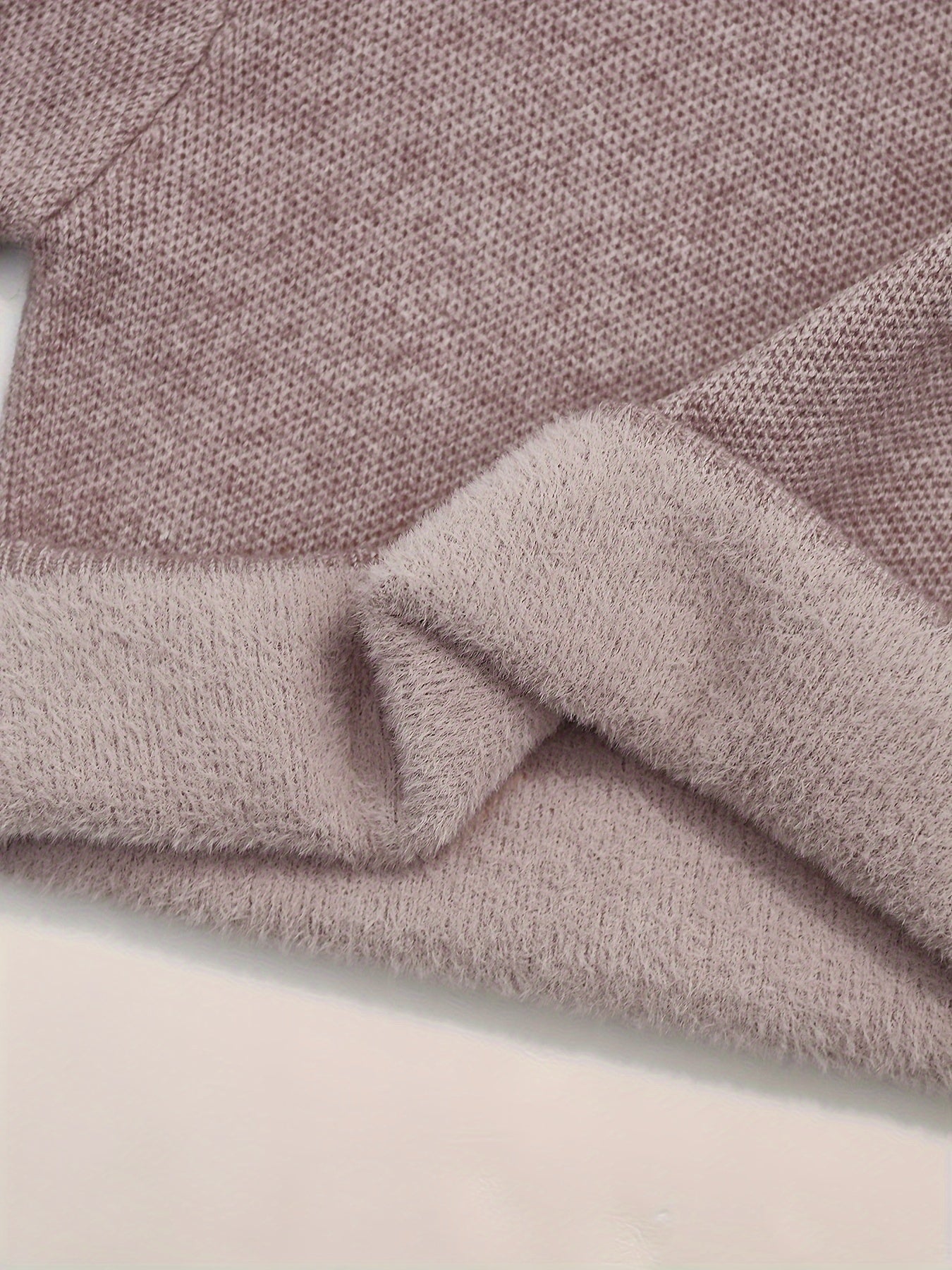 2025 New Knitted Sweater,Soft And Cozy, Perfect for Autumn And Winter Knitting.