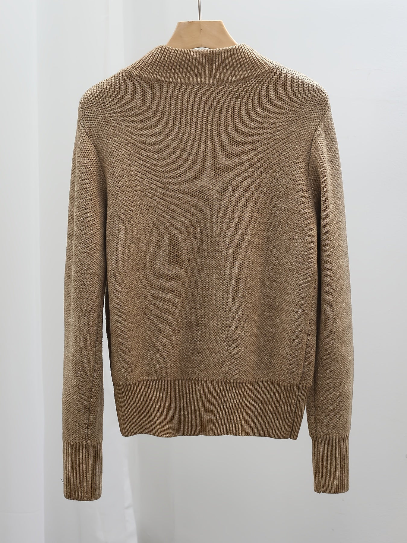 2025 New Knitted Sweater,Soft And Cozy, Perfect for Autumn And Winter Knitting.