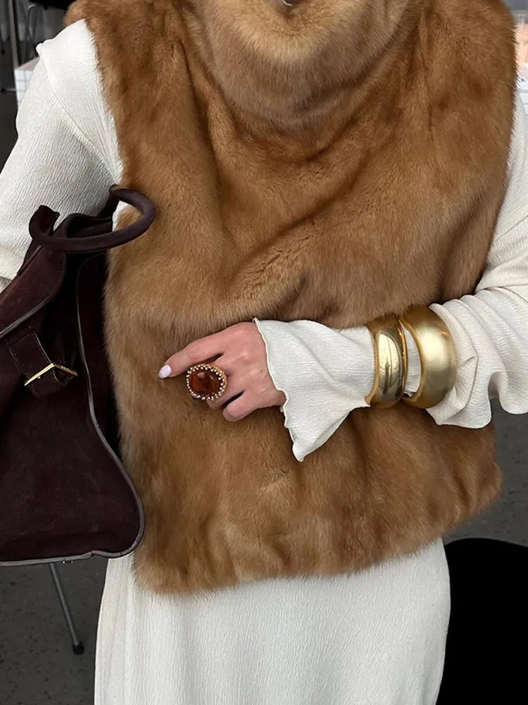 Women Brown Faux Fur Coat Shawl Collar Solid Full Loose Outerwears 2025 New Winter Fashion Street Commute Evening Event Lady Top