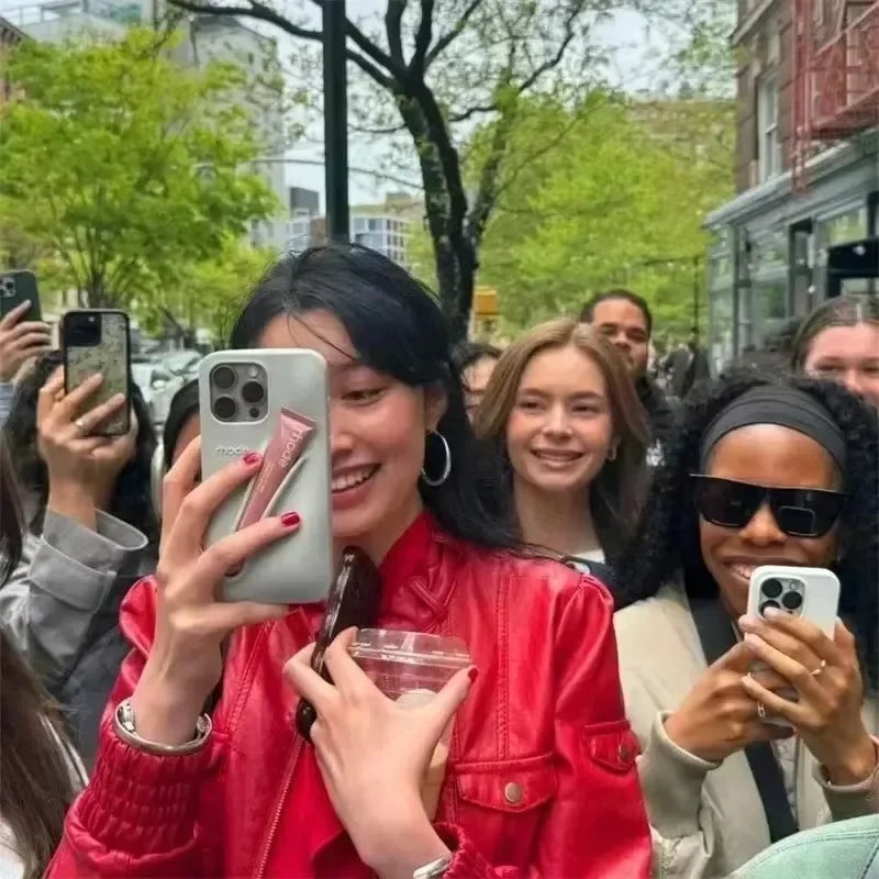 With Lipstick Phone Case for iPhone 17 13 14 15 16 17 Pro Max Plus 12 17 Air Silicone Lip Gloss Holder Hot INS Soft Cover Funda