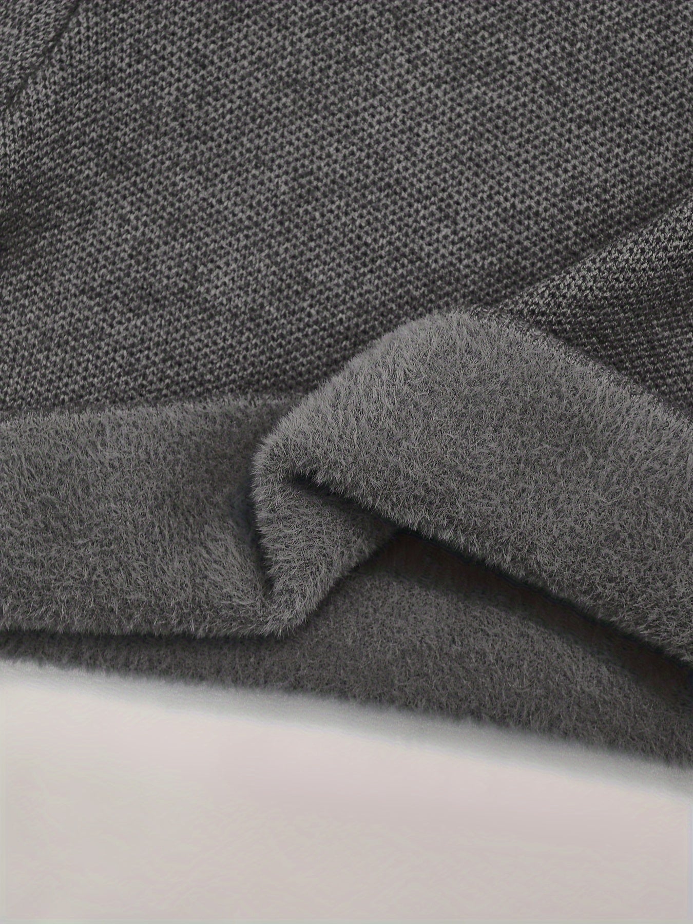 2025 New Knitted Sweater,Soft And Cozy, Perfect for Autumn And Winter Knitting.