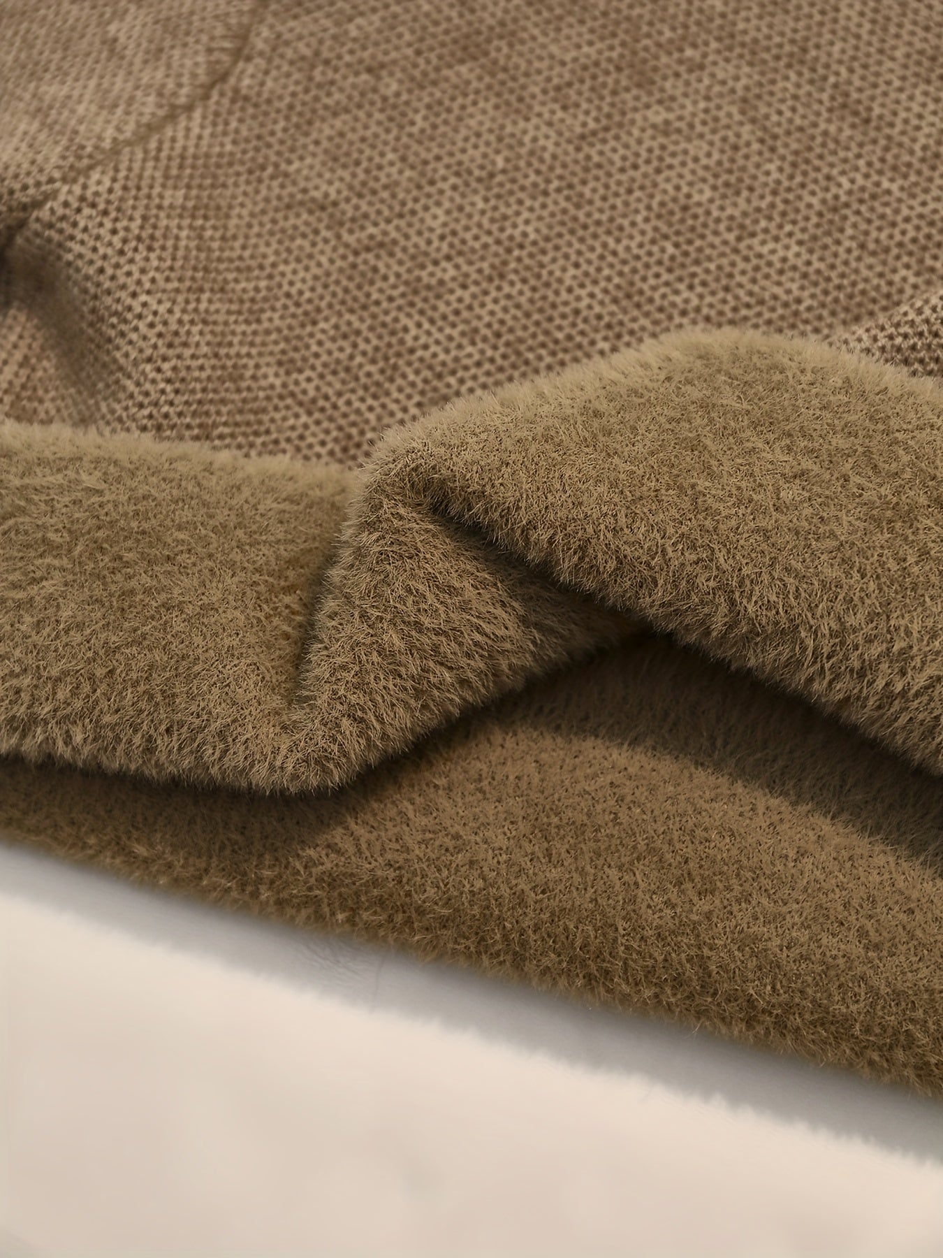 2025 New Knitted Sweater,Soft And Cozy, Perfect for Autumn And Winter Knitting.