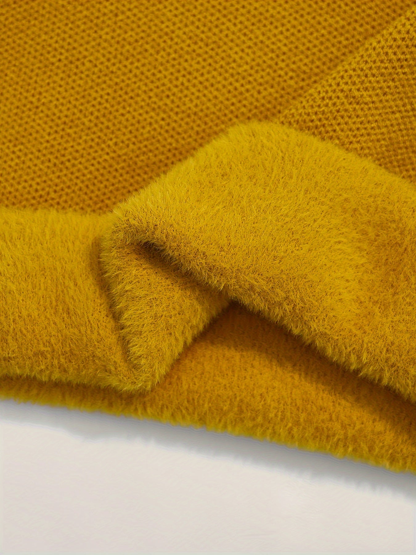 2025 New Knitted Sweater,Soft And Cozy, Perfect for Autumn And Winter Knitting.
